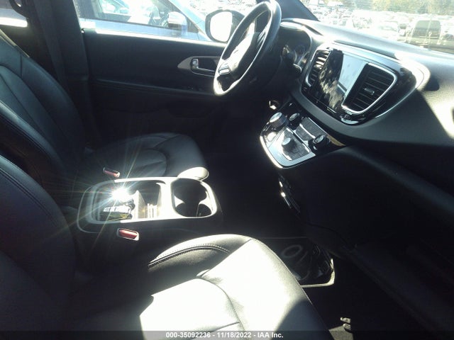 2019 Chrysler Pacifica, VIN: 2C4RC1FG0KR570680