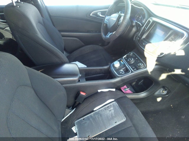 2015 Chrysler 200, VIN: 1C3CCCAB2FN738405