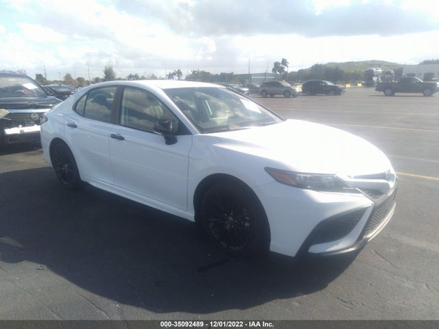 2022 Toyota Camry, VIN: 4T1G11AK1NU028452