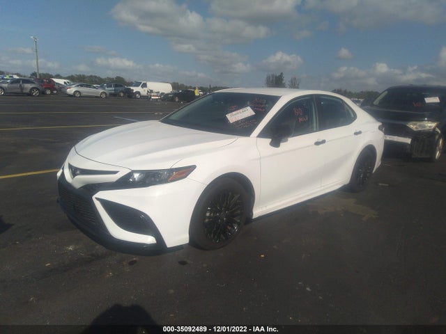 2022 Toyota Camry, VIN: 4T1G11AK1NU028452