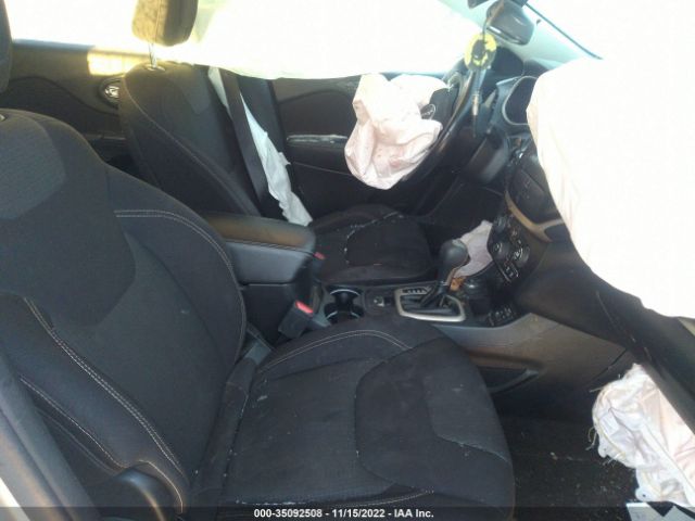 1C4PJMCB5GW330997 Jeep Cherokee Latitude