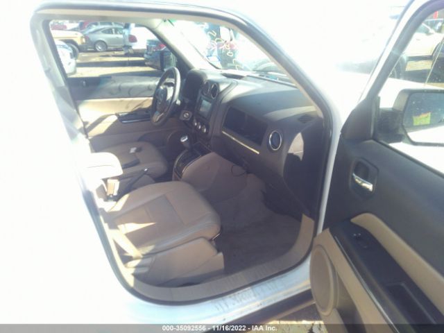 1C4NJRCB9ED880555 Jeep Patriot Limited