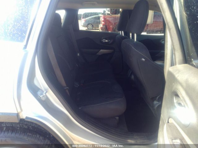1C4PJLCB1HW650412 Jeep Cherokee Latitude