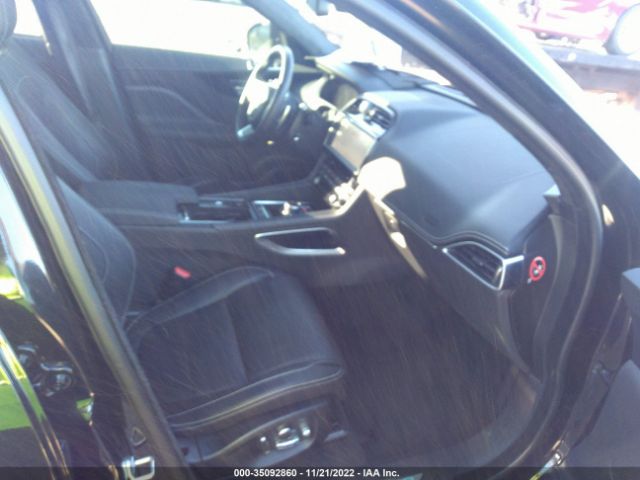 SADCM2FV4JA276133 Jaguar F-Pace