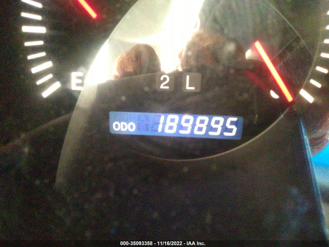 Lexus ES 300 2003 JTHBF30G436011671 Image 8
