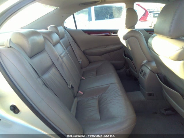 Lexus ES 300 2003 JTHBF30G436011671 Image 9