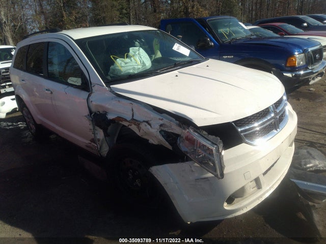 2018 3C4PDCAB5JT524740 main image