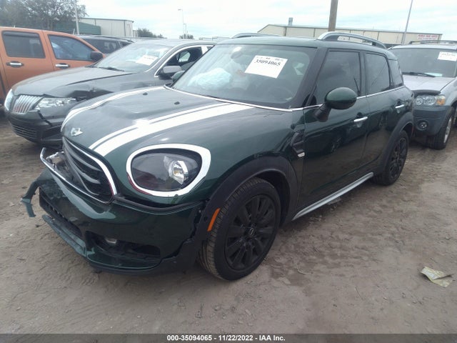 Mini Countryman Cooper 2018 WMZYS7C33J3E07938 Image 2