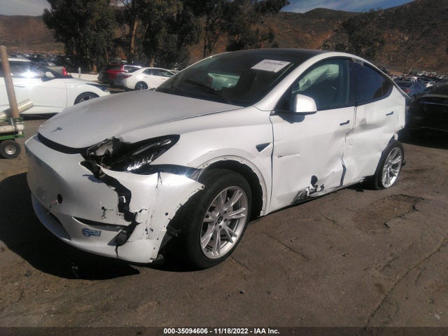 Tesla Model Y Standard Range 2021 5YJYGDED3MF132548 Image 2