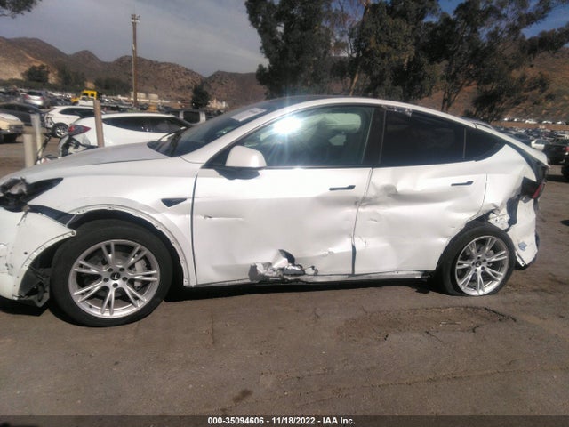 Tesla Model Y Standard Range 2021 5YJYGDED3MF132548 Image 6