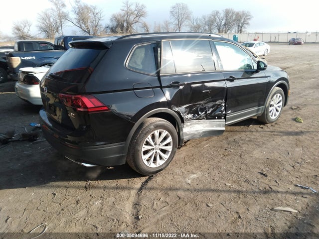 3VV0B7AX9JM028328 Volkswagen TIGUAN S