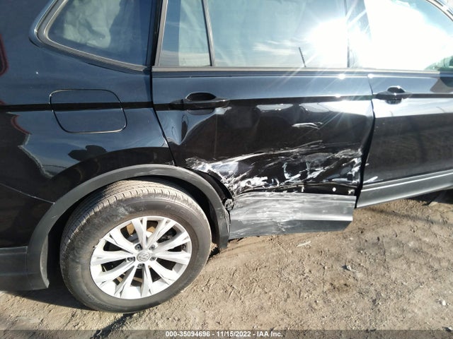 3VV0B7AX9JM028328 Volkswagen TIGUAN S