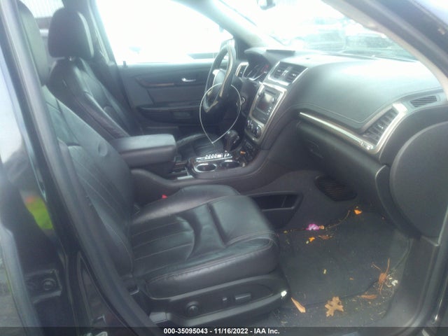 2016 GMC Acadia, VIN: 1GKKRTKD8GJ109203