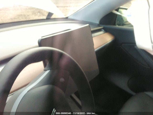 Tesla Model Y Performance 2022 7SAYGDEF6NF364809 Image 8