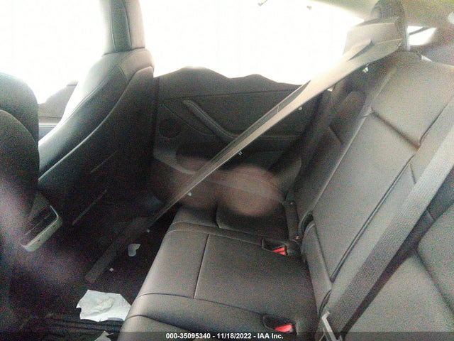 Tesla Model Y Performance 2022 7SAYGDEF6NF364809 Image 9