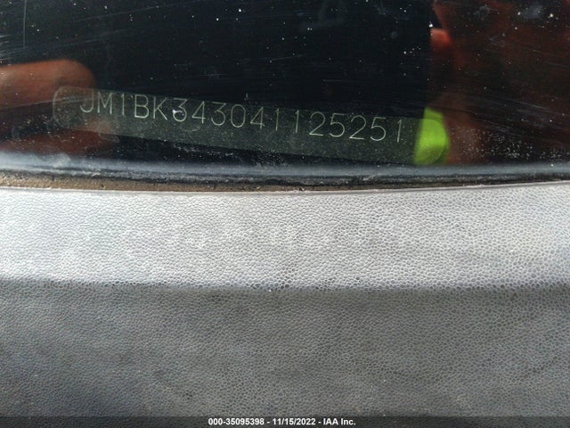 2004 MAZDA MAZDA3 S VIN: JM1BK343041125251