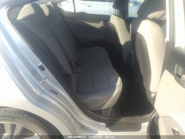 2018 HYUNDAI ELANTRA SEL VIN: 5NPD84LF2JH361736