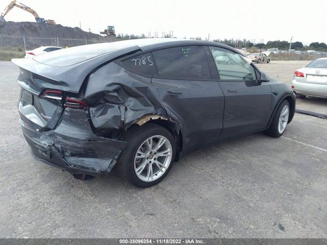 2020 Tesla Model Y, VIN: 5YJYGDEF1LF017785