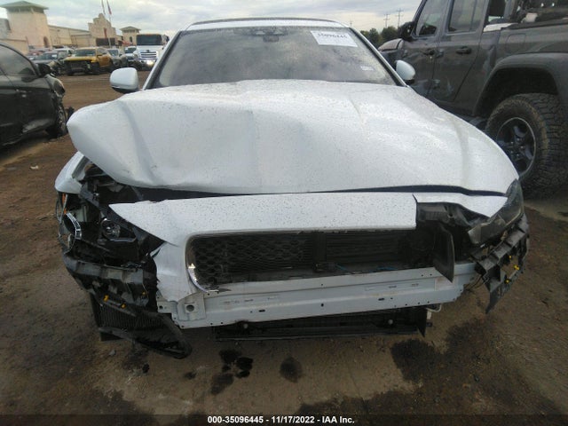 2018 Jaguar XE, VIN: SAJAD4GXXJCP37842