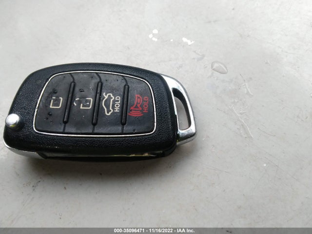 Hyundai SONATA SE 2017 5NPE24AFXHH486163 Image 3