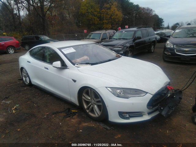 Tesla MODEL S 2015 5YJSA1H2XFFP74901 zdjęcie główne