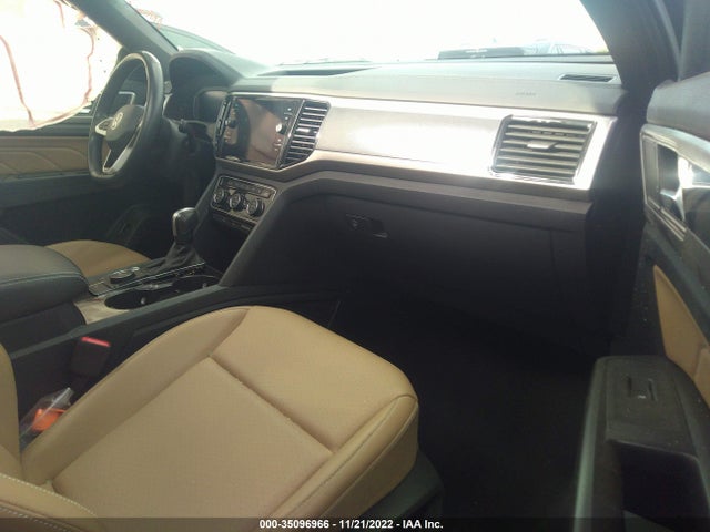 2020 Volkswagen Atlas, VIN: 1V2ME2CA9LC207992
