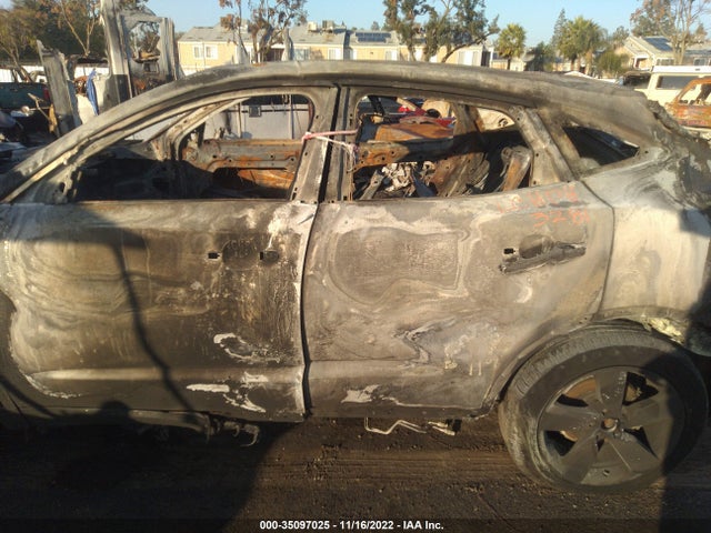 2018 JAGUAR E-PACE SADFT2GX4J1Z06250 Photo 5