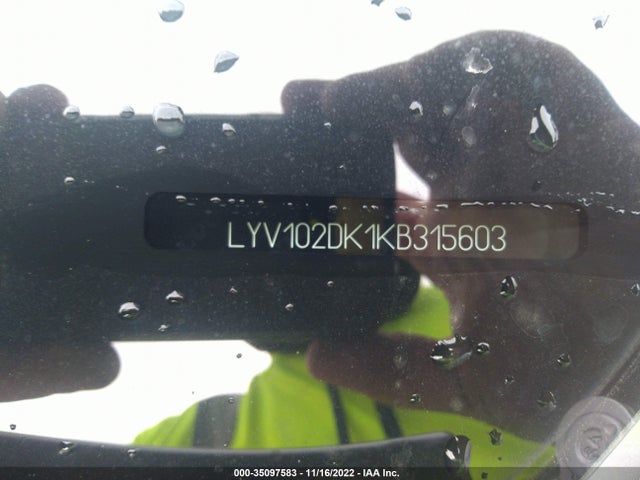 Volvo Xc60 Momentum 2019 LYV102DK1KB315603 Image 10