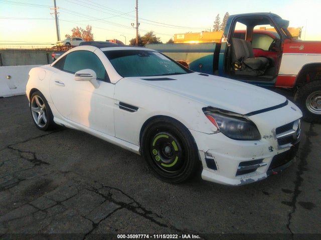 2014 Mercedes-Benz SLK-Class, VIN: WDDPK4HA4EF081088