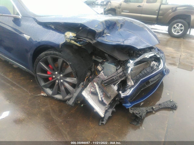 Продаж на аукціоні авто 2016 Tesla Model S 90d/p90d/p100d/p85d, vin: 5YJSA1E46GF122834, номер лоту: 35098057
