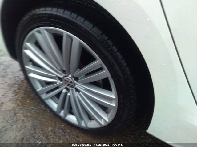 1VWBS7A32FC018508 Volkswagen Passat 1.8t Sport
