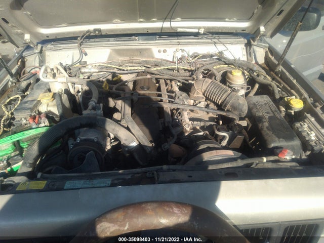 Jeep Cherokee 2000 1J4FF48S0YL225965 Image 11