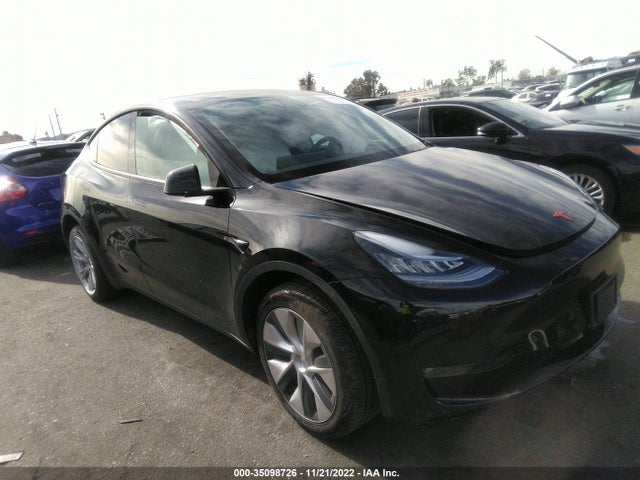 Tesla Model Y Long Range 2022 7SAYGDEE5NF332148 main image