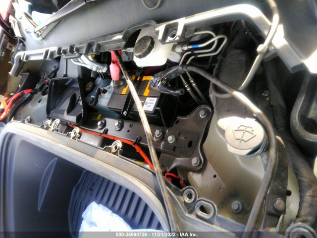 Tesla Model Y Long Range 2022 7SAYGDEE5NF332148 Image 11