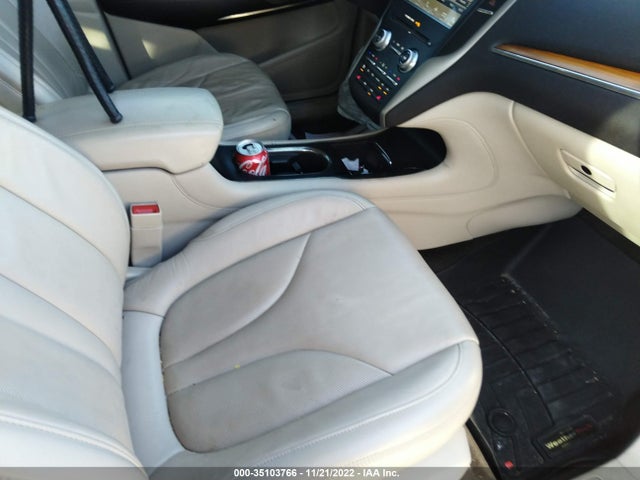2017 Lincoln MKC, VIN: 5LMCJ2C99HUL13755