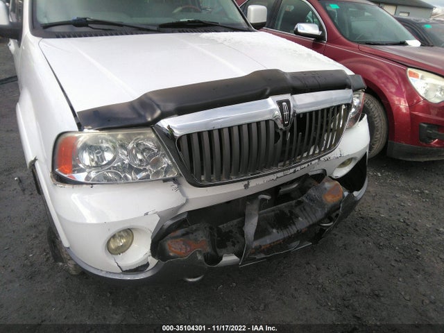 2004 LINCOLN NAVIGATOR LUXURY/ULTIMATE VIN: 5LMFU28R64LJ28527