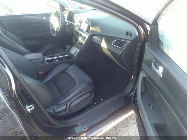 2016 Hyundai Sonata, VIN: 5NPE34AF2GH292383