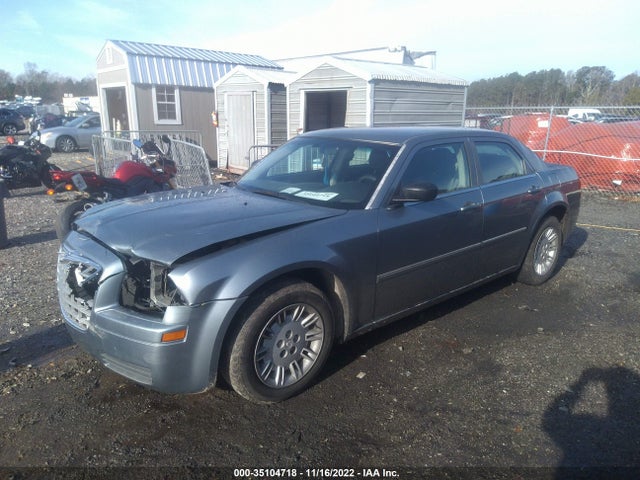 Chrysler 300 2007 2C3KA43R37H711404 Image 2
