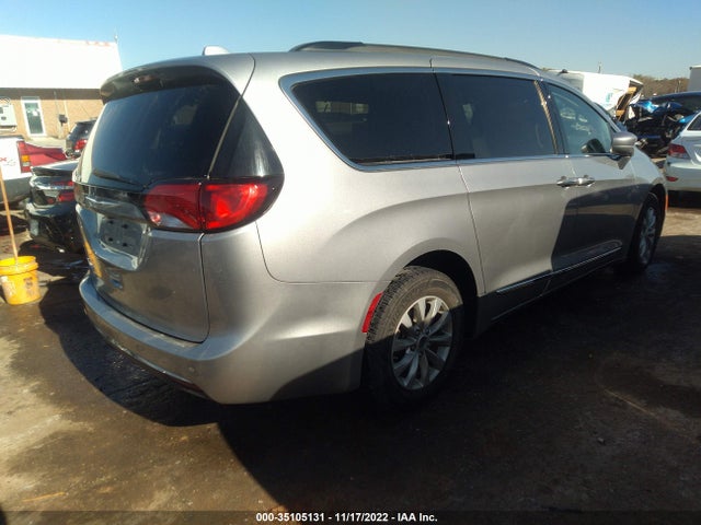Chrysler Pacifica Touring-l 2017 2C4RC1BG9HR729999 Image 4