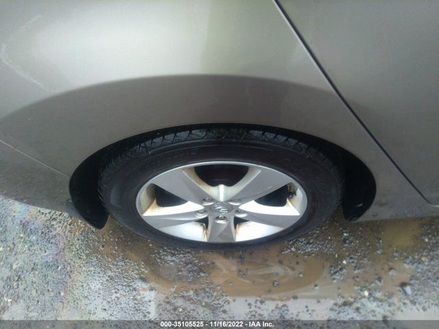 Auction sale of the 2012 Hyundai Elantra Gls, vin: 5NPDH4AE1CH099950, lot number: 35105525