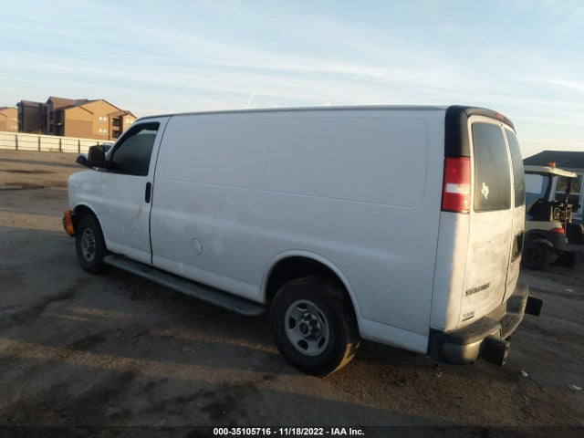 GMC SAVANA CARGO VAN 2017 1GTW7AFF9H1913935 Image 3