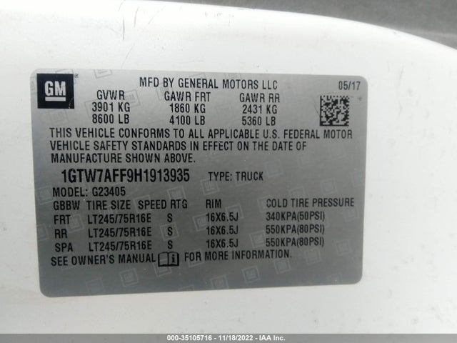GMC SAVANA CARGO VAN 2017 1GTW7AFF9H1913935 Image 9