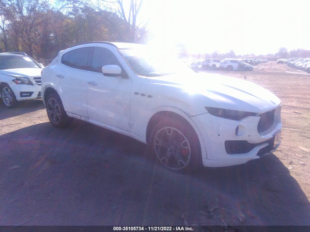 2017 Maserati Levante, VIN: ZN661XUS0HX228464