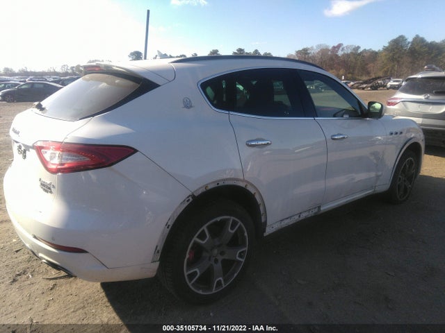 2017 Maserati Levante, VIN: ZN661XUS0HX228464