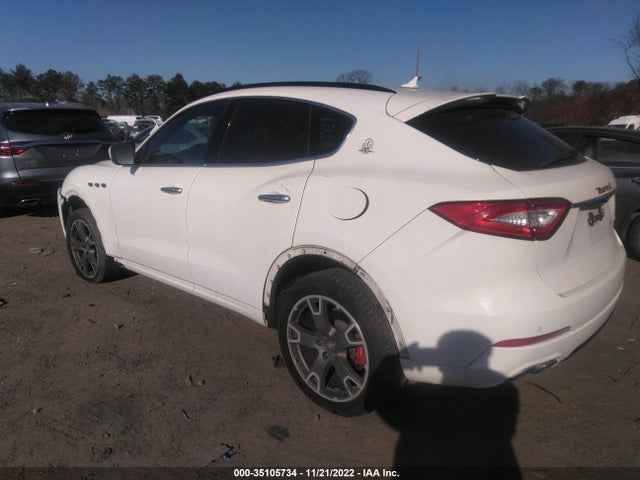 Maserati Levante 2017 ZN661XUS0HX228464 Image 3