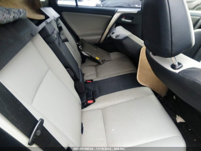 2018 Toyota RAV4, VIN: JTMDJREV6JD218817