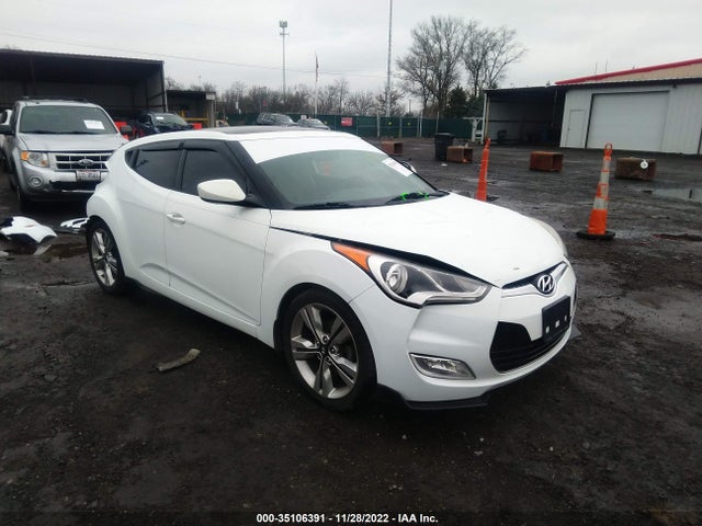 2016 Hyundai Veloster, VIN: KMHTC6AD5GU252608
