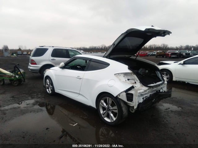 2016 Hyundai Veloster, VIN: KMHTC6AD5GU252608