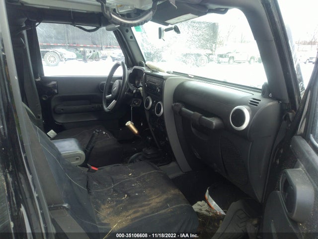 2010 JEEP WRANGLER UNLIMITED SAHARA VIN: 1J4BA5H16AL122887