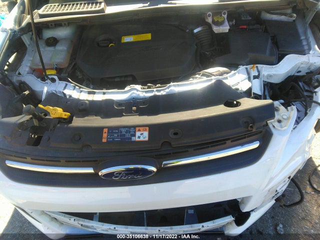2016 Ford Escape, VIN: 1FMCU0GX1GUC64637